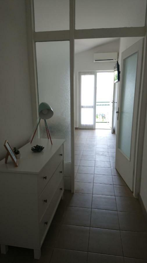 Apartman Kursar Srima Esterno foto