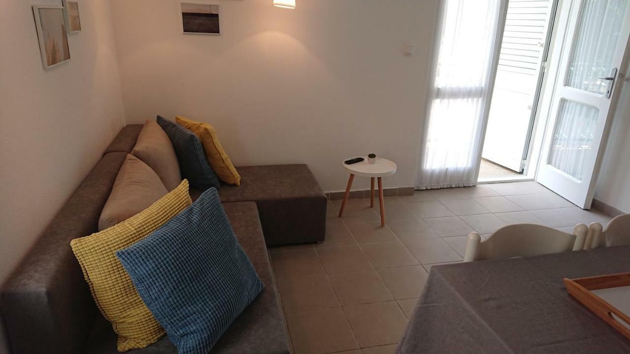 Apartman Kursar Srima Esterno foto