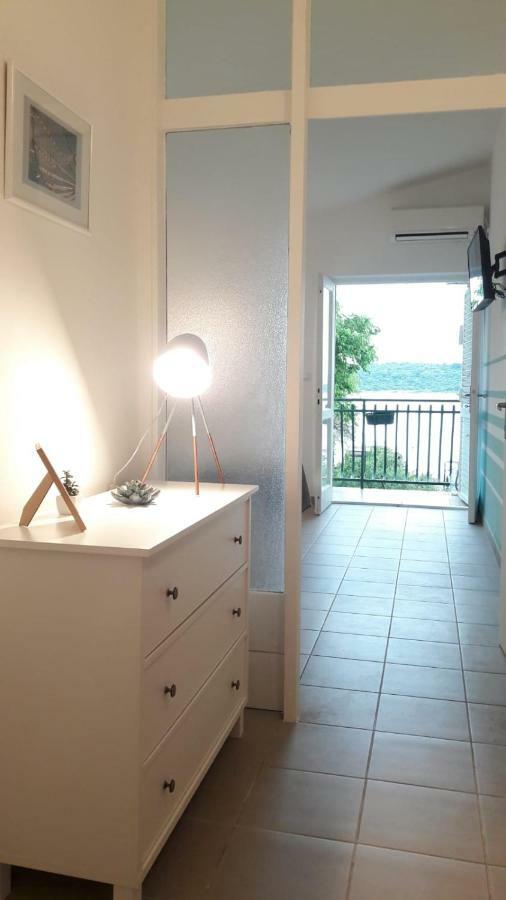 Apartman Kursar Srima Esterno foto