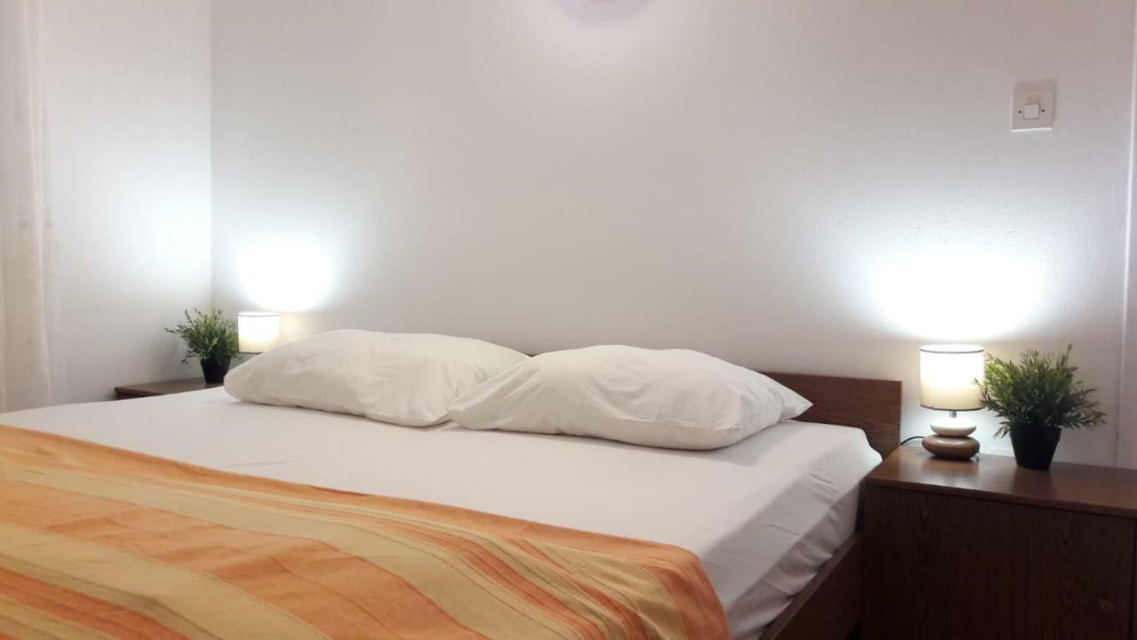 Apartman Kursar Srima Esterno foto